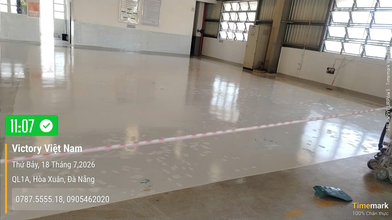 Thi công sơn sàn Epoxy cho xưởng sữa chữa xe ở Hòa Phước, Đà Nẵng