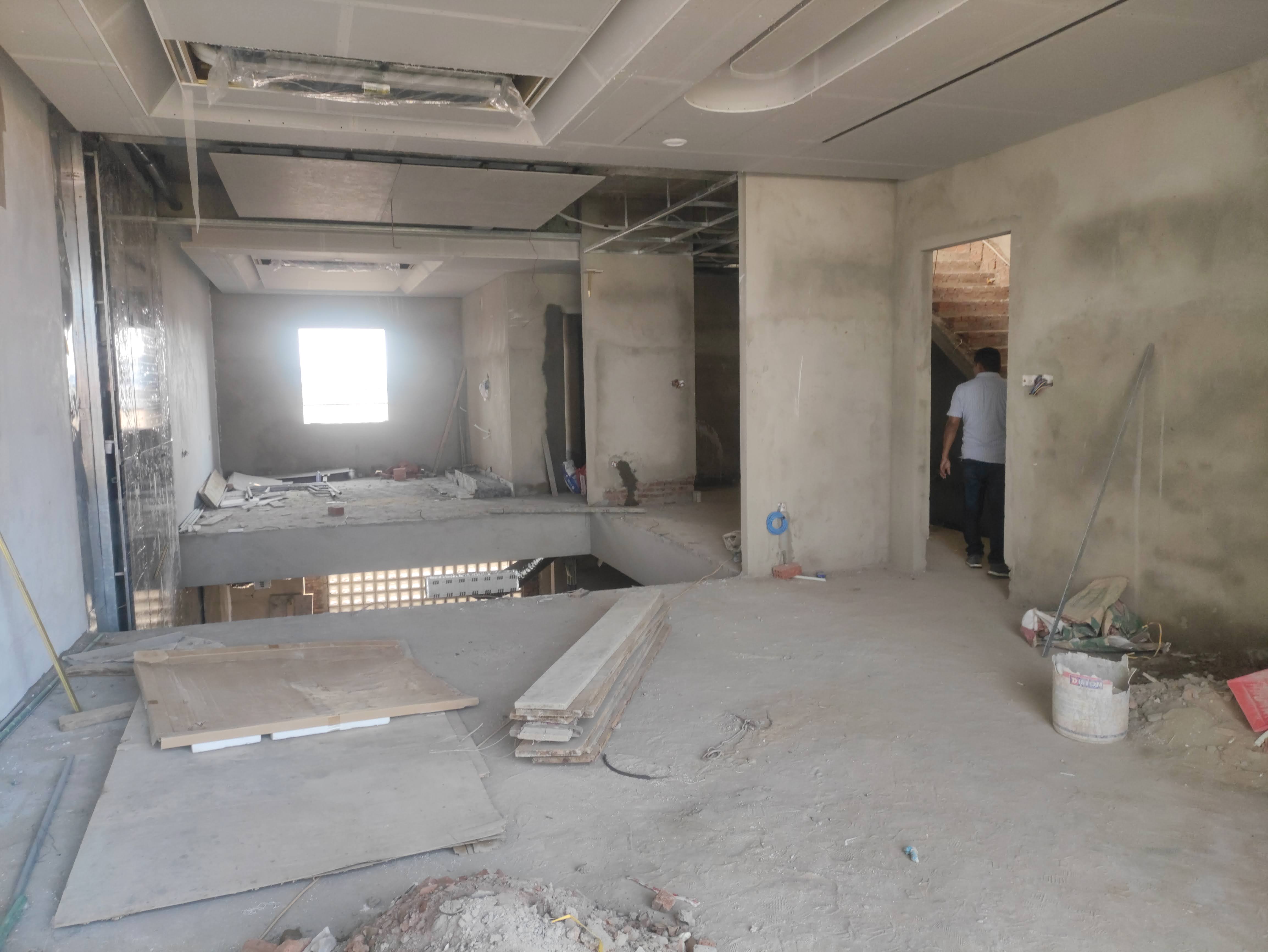 Chống thấm sàn mái, tường, WC cho siêu biệt thự 50 tỷ của đại gia mỳ quảng tại Đà Nẵng