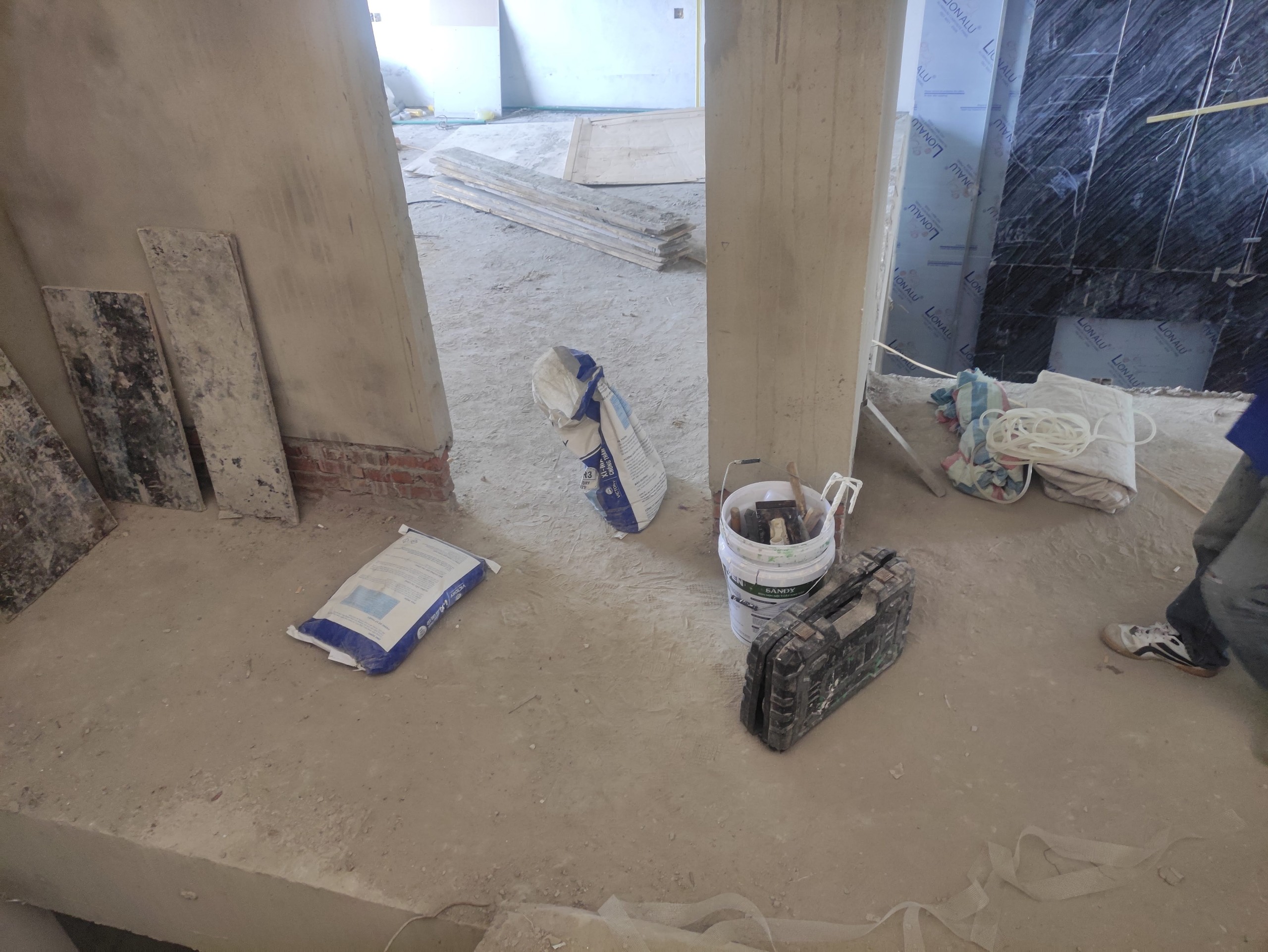 Chống thấm sàn mái, tường, WC cho siêu biệt thự 50 tỷ của đại gia mỳ quảng tại Đà Nẵng