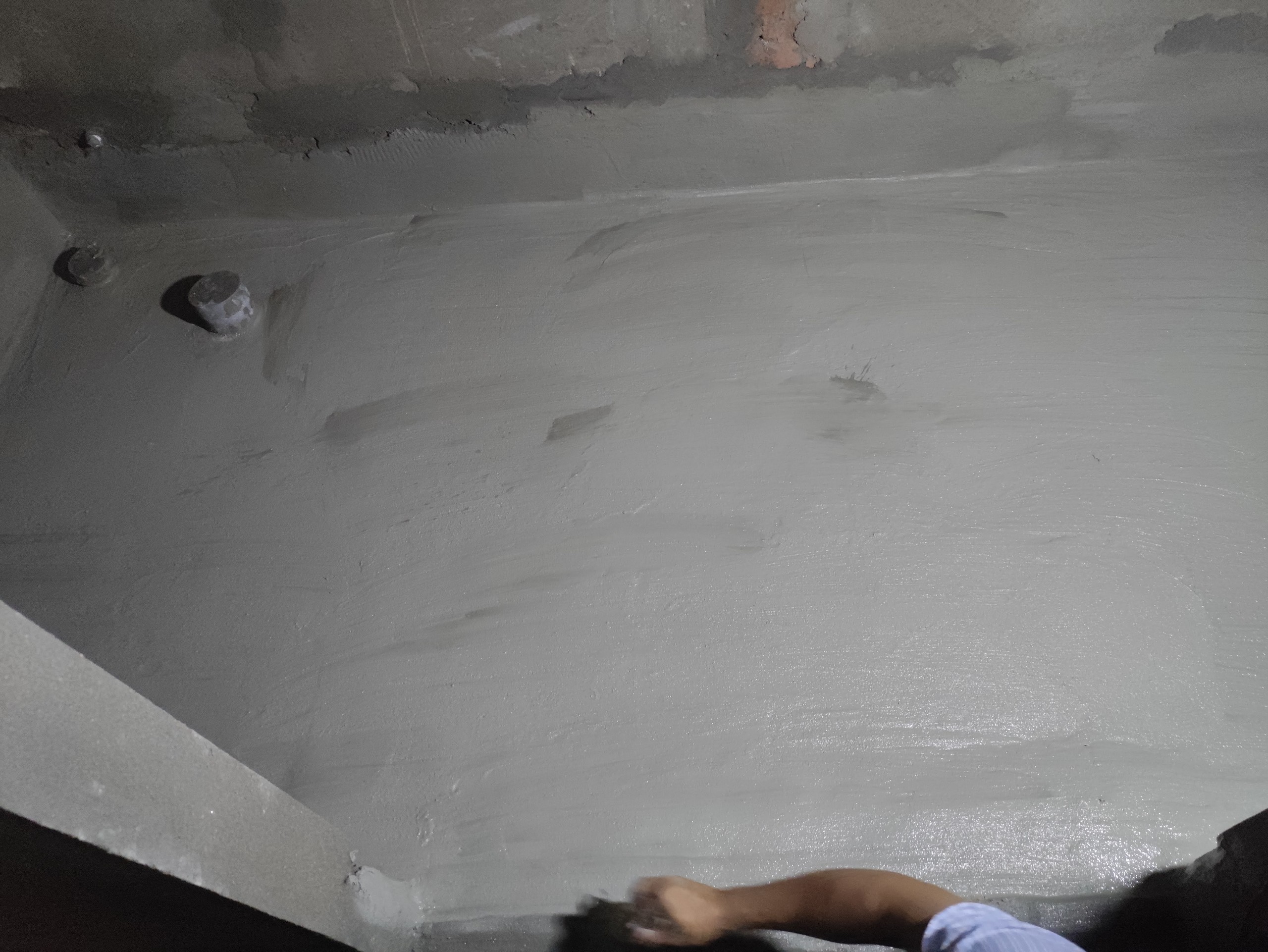 Chống thấm sàn mái, tường, WC cho siêu biệt thự 50 tỷ của đại gia mỳ quảng tại Đà Nẵng